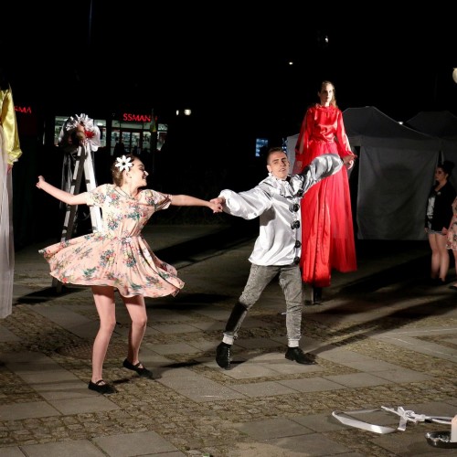 XX lecie Teatru Parra- wieczorne spektakle